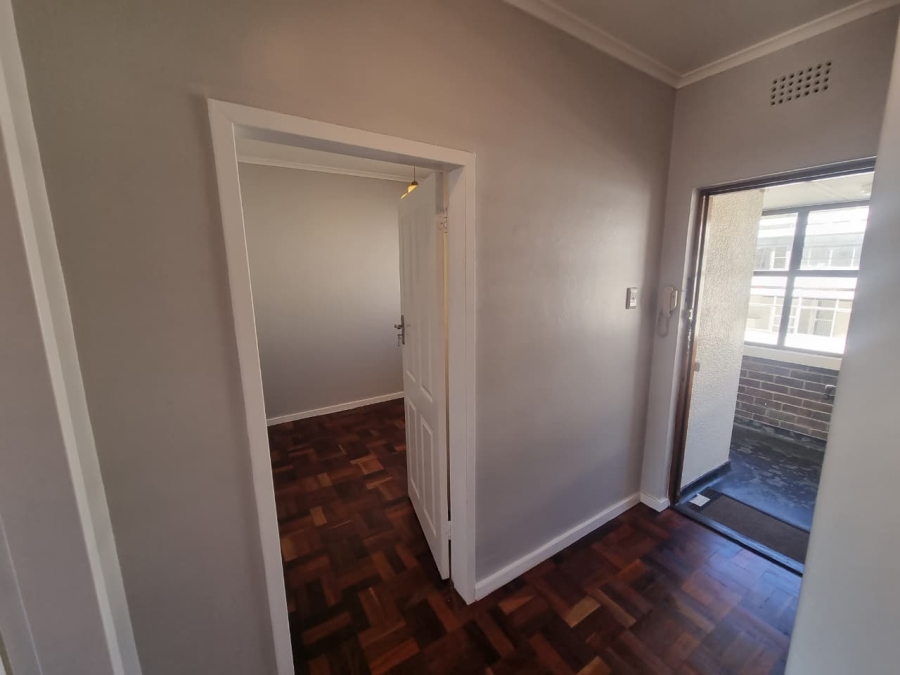 To Let 2 Bedroom Property for Rent in Newlands Western Cape
